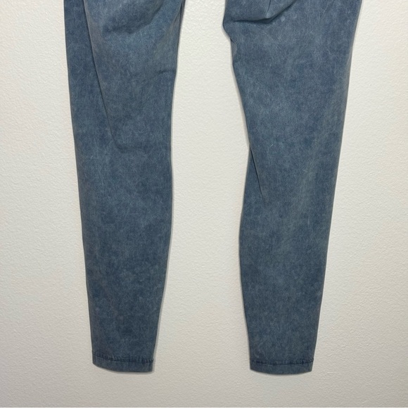 Lululemon Wunder Under High-Rise Tight 25" *Full-On Luxtreme SZ. 8 - Picture 14 of 16